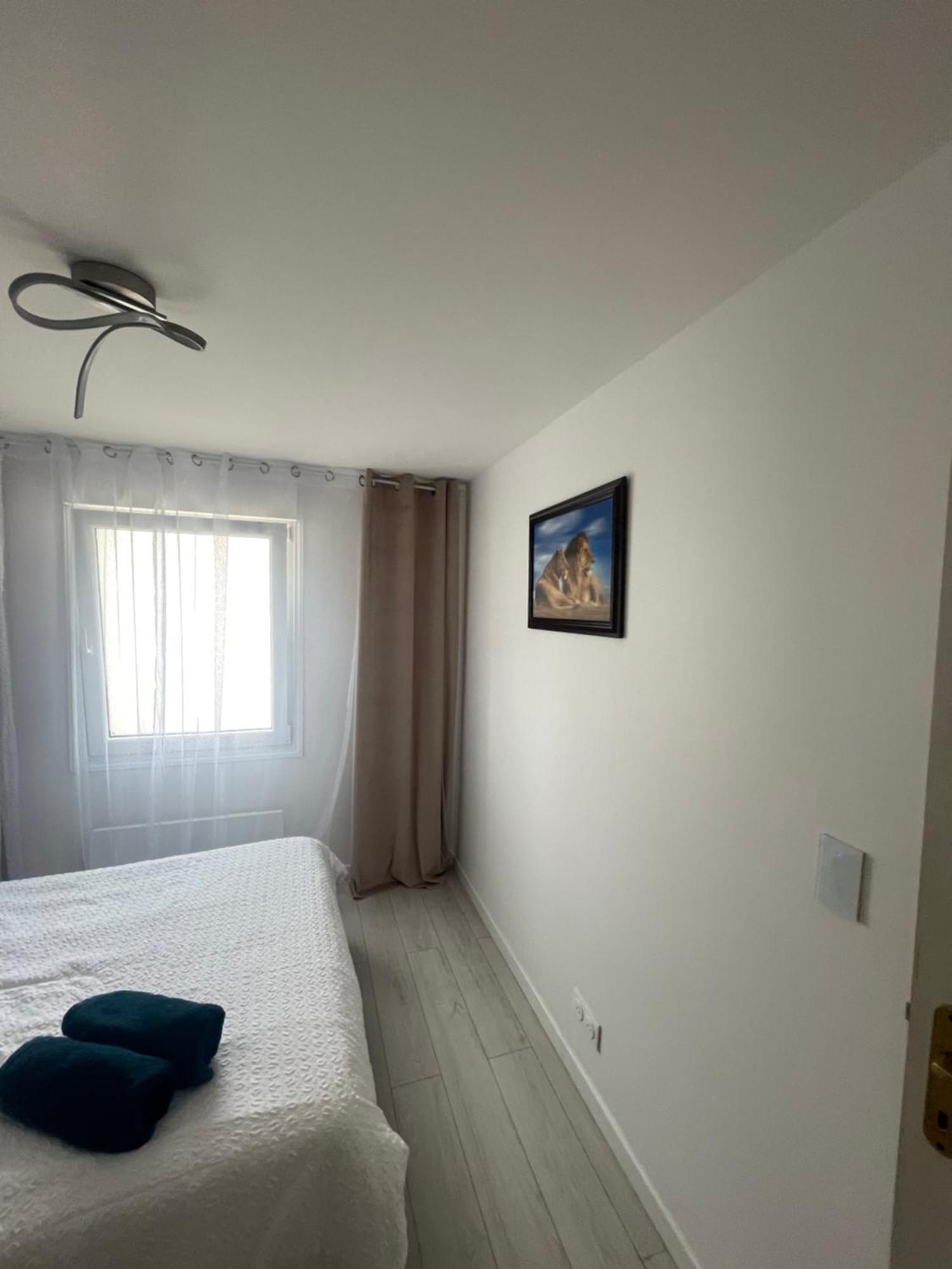 Oasis Spa Pres De Disney Nanteuil-les-Meaux ภายนอก รูปภาพ