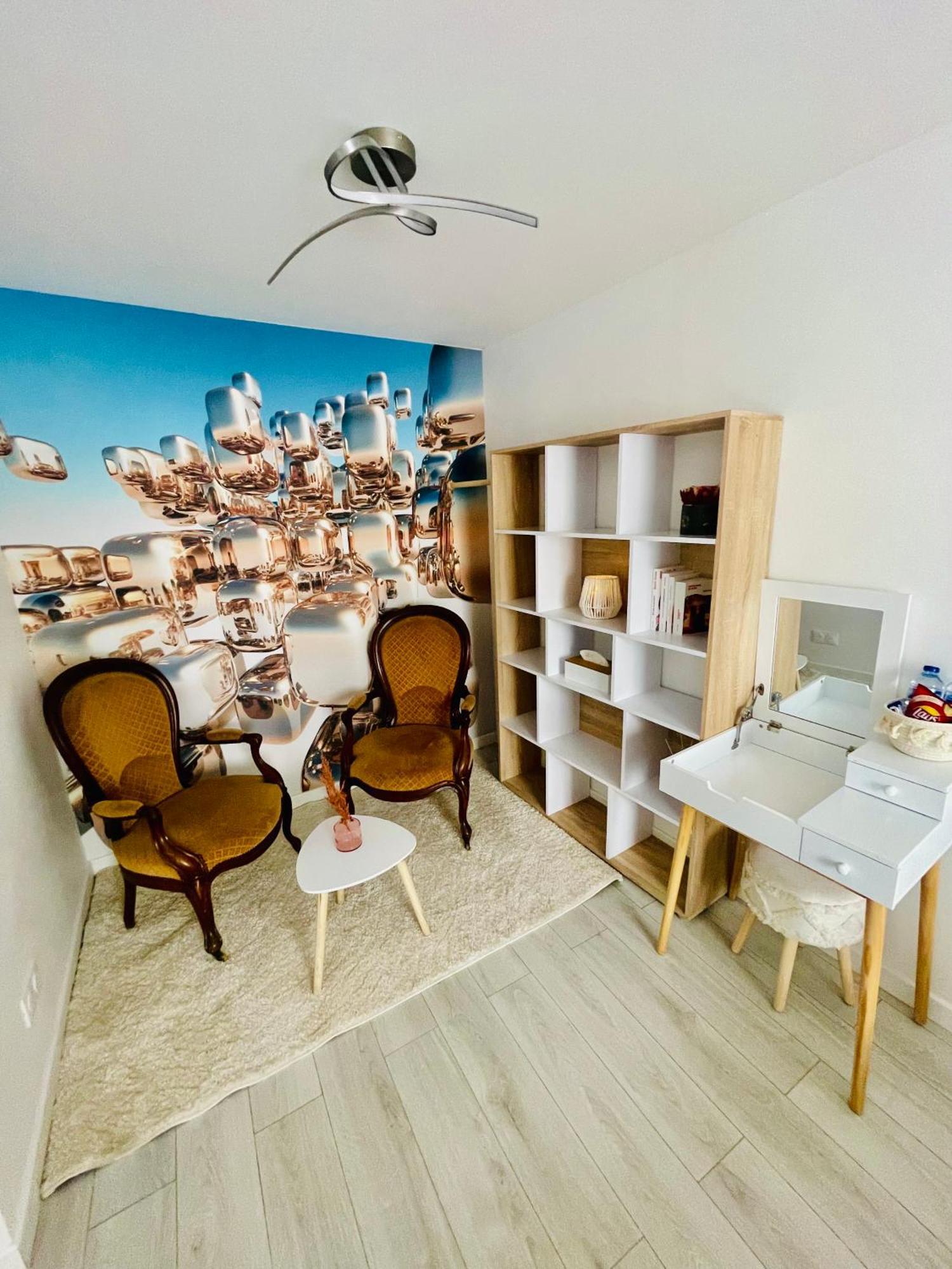 Oasis Spa Pres De Disney Nanteuil-les-Meaux ภายนอก รูปภาพ
